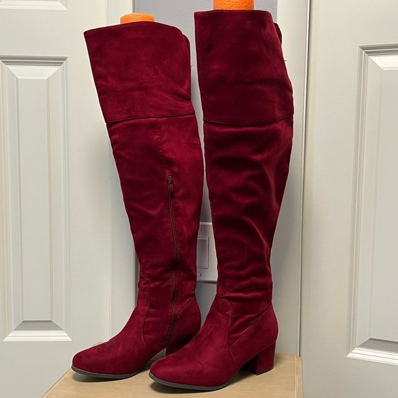 NanaMacs Over The Knee Boots - Picture 3 of 6